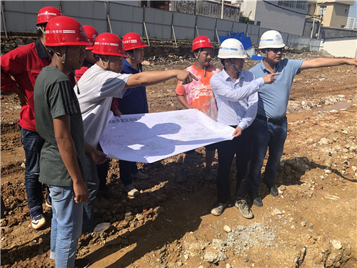 陳定華調(diào)研祥云棚改安置區(qū)一期、二期項目