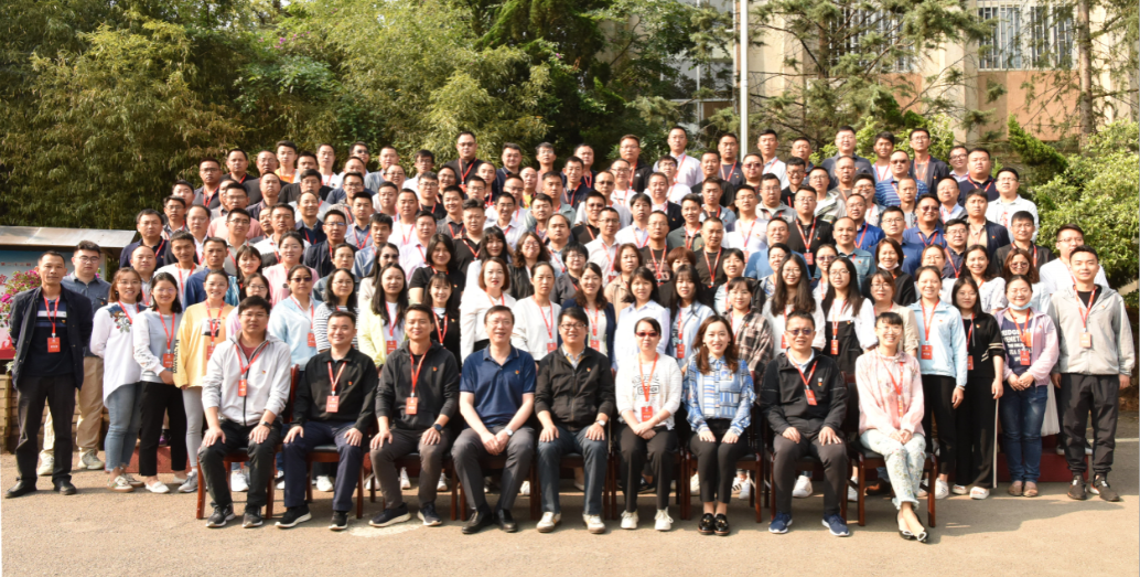 【公司要聞】公司黨委舉辦“萬(wàn)名黨員進(jìn)黨?！濒唿h史教育集中培訓(xùn)