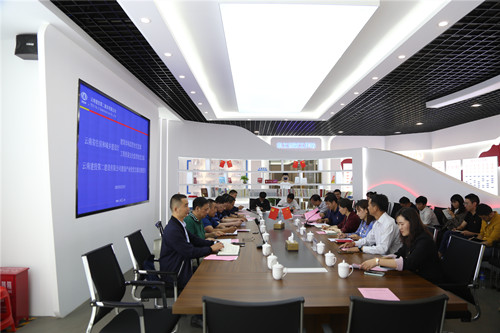 省住建廳建筑市場(chǎng)監(jiān)管處黨支部、工程質(zhì)量安全監(jiān)管處黨支部與公司建設(shè)產(chǎn)業(yè)化黨支部開展主題黨日活動(dòng)