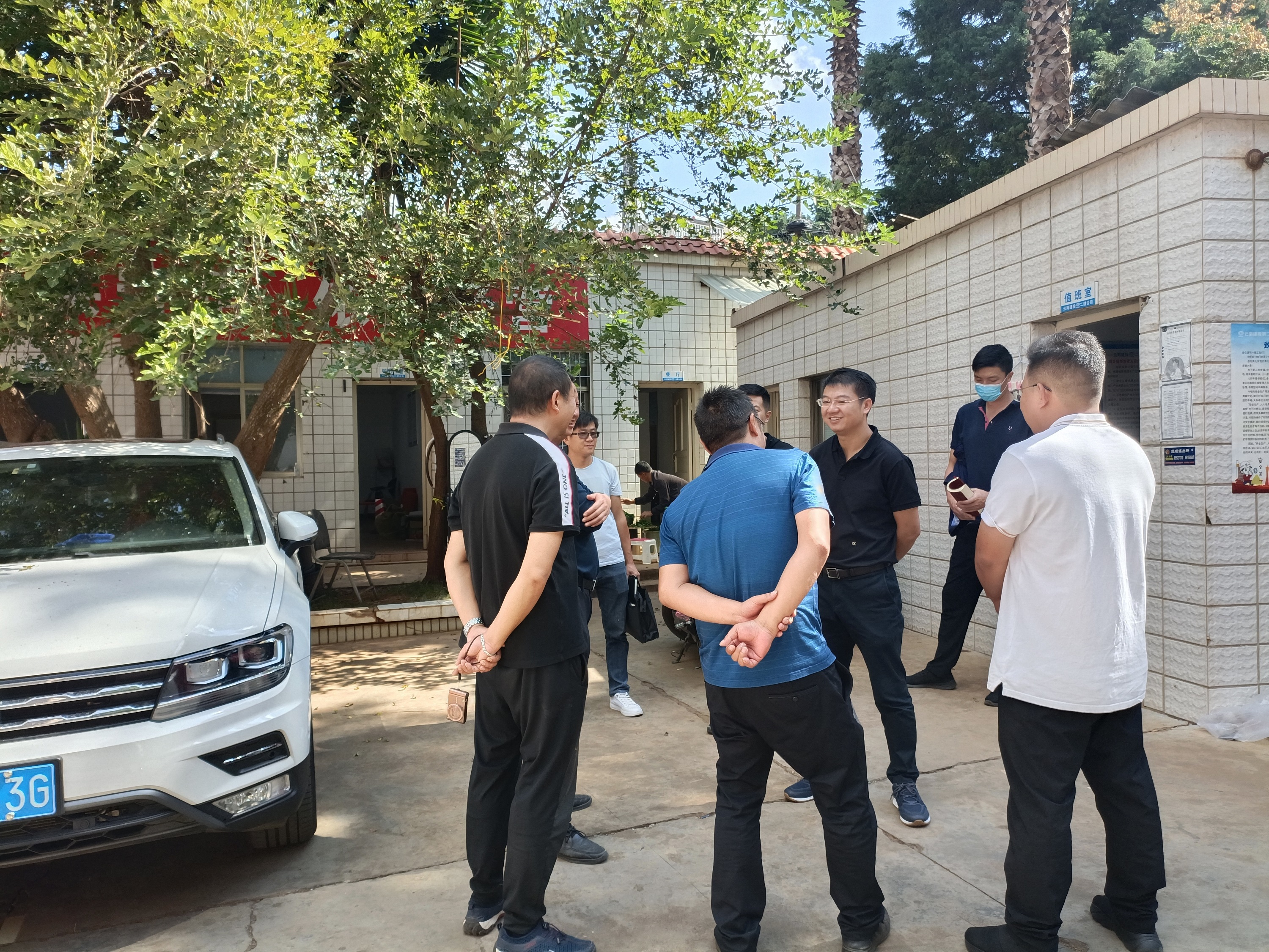 【我為群眾辦實(shí)事】萬(wàn)向遵一行對(duì)公司周邊生活區(qū)、庫(kù)區(qū)開(kāi)展消防檢查