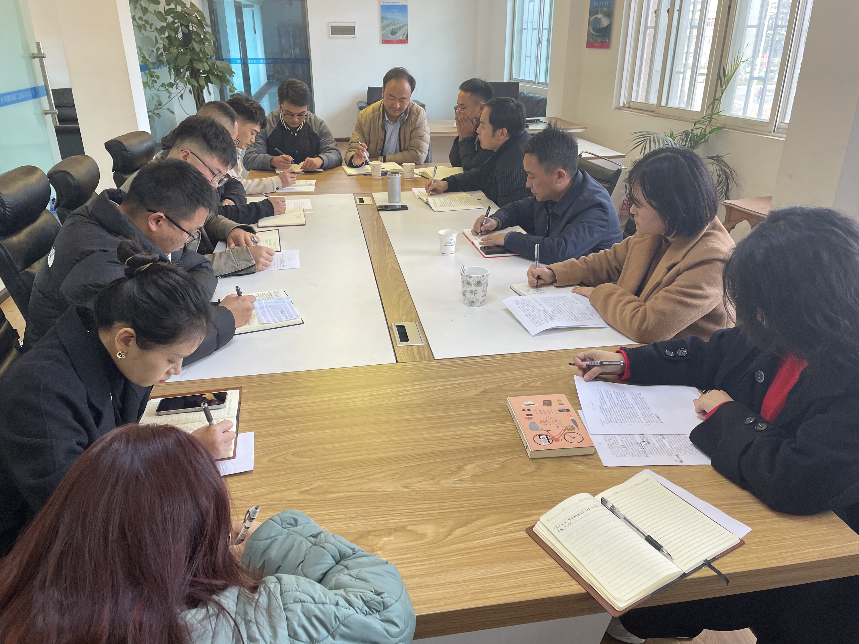 【公司動(dòng)態(tài)】市場(chǎng)部召開2021年工作總結(jié)會(huì)