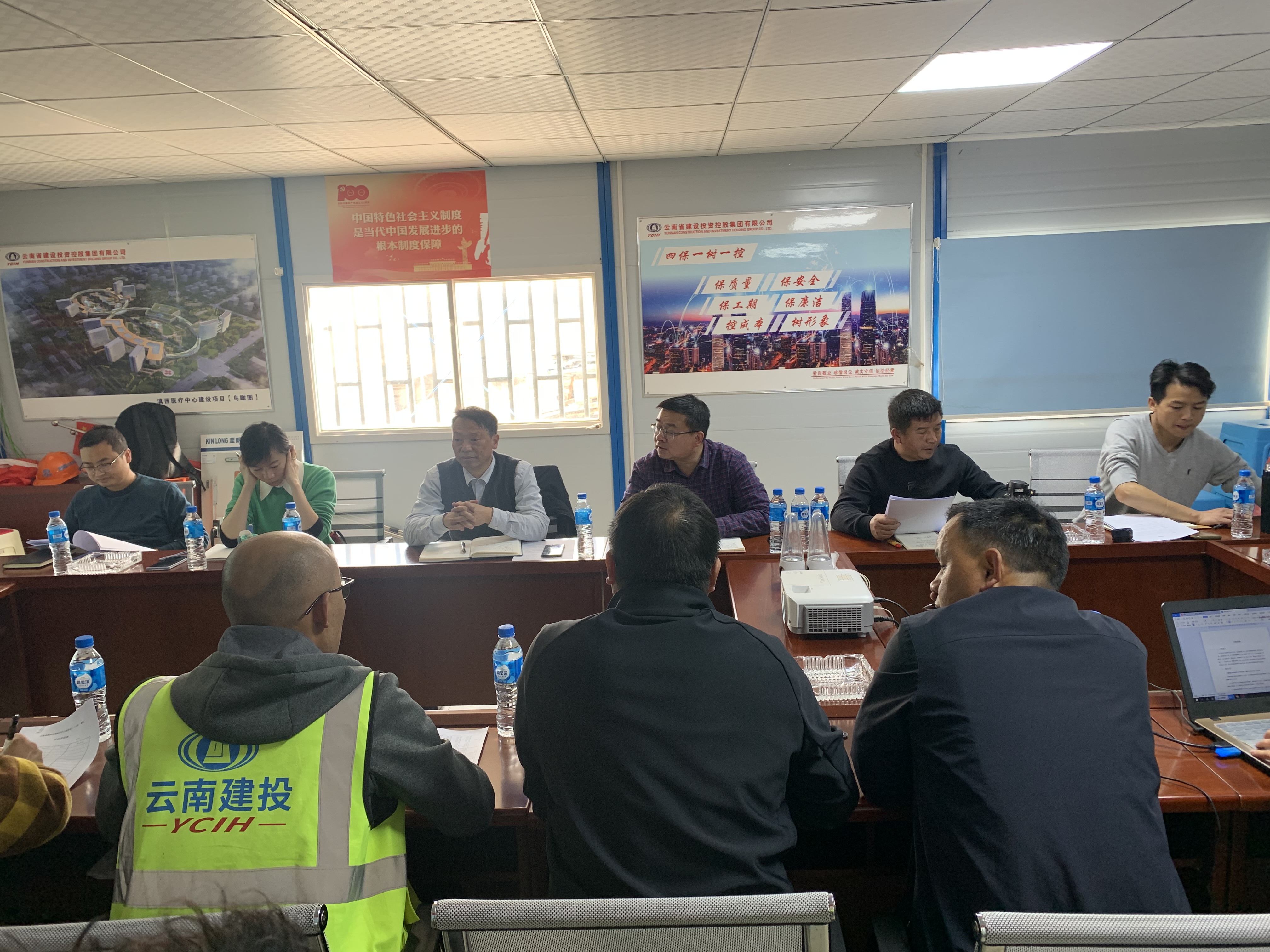 【我為群眾辦實(shí)事】陳定華一行調(diào)研滇西醫(yī)療中心項(xiàng)目