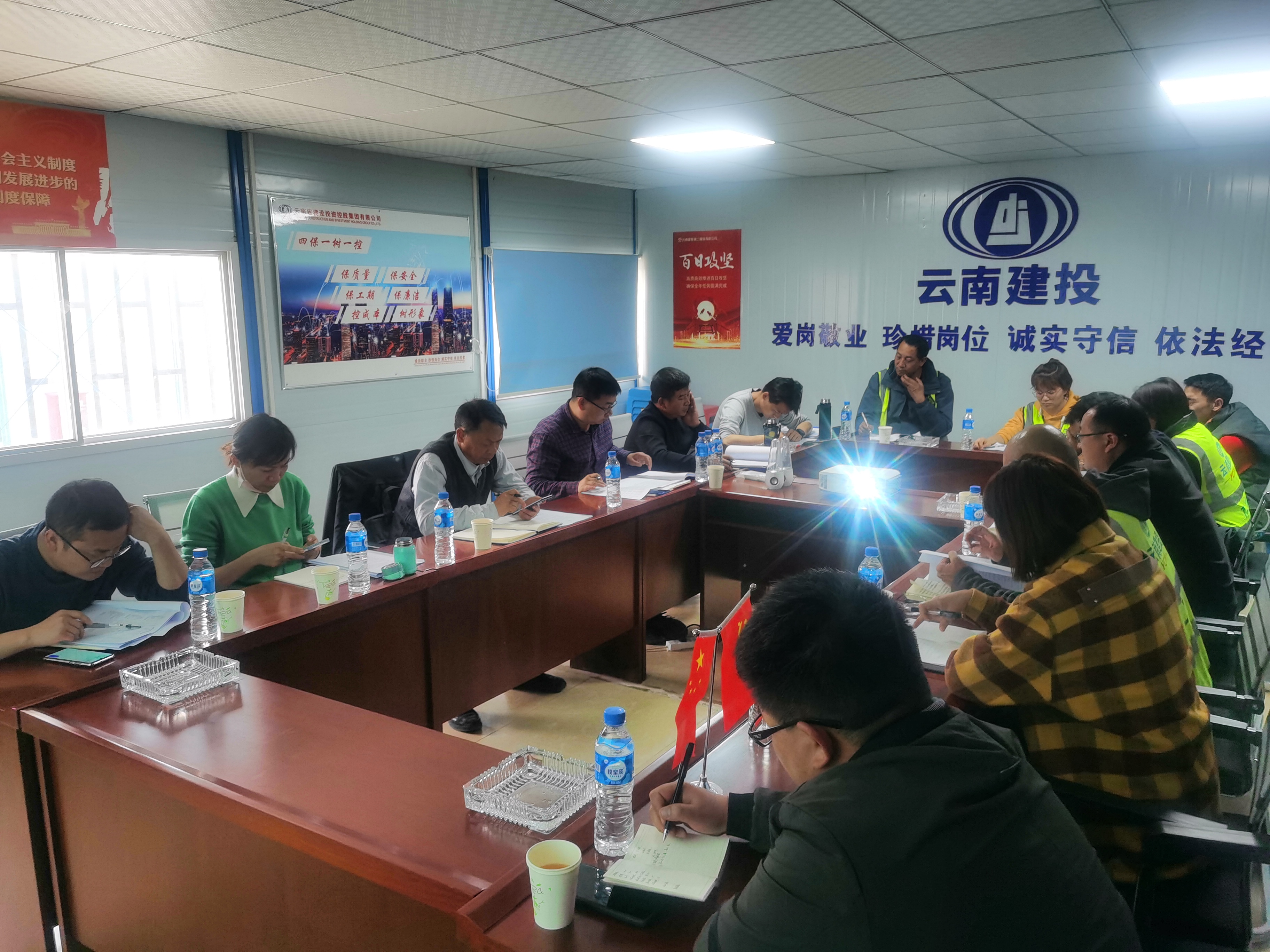 【我為群眾辦實(shí)事】陳定華一行到綠化分公司大理三線劃定項(xiàng)目調(diào)研檢查