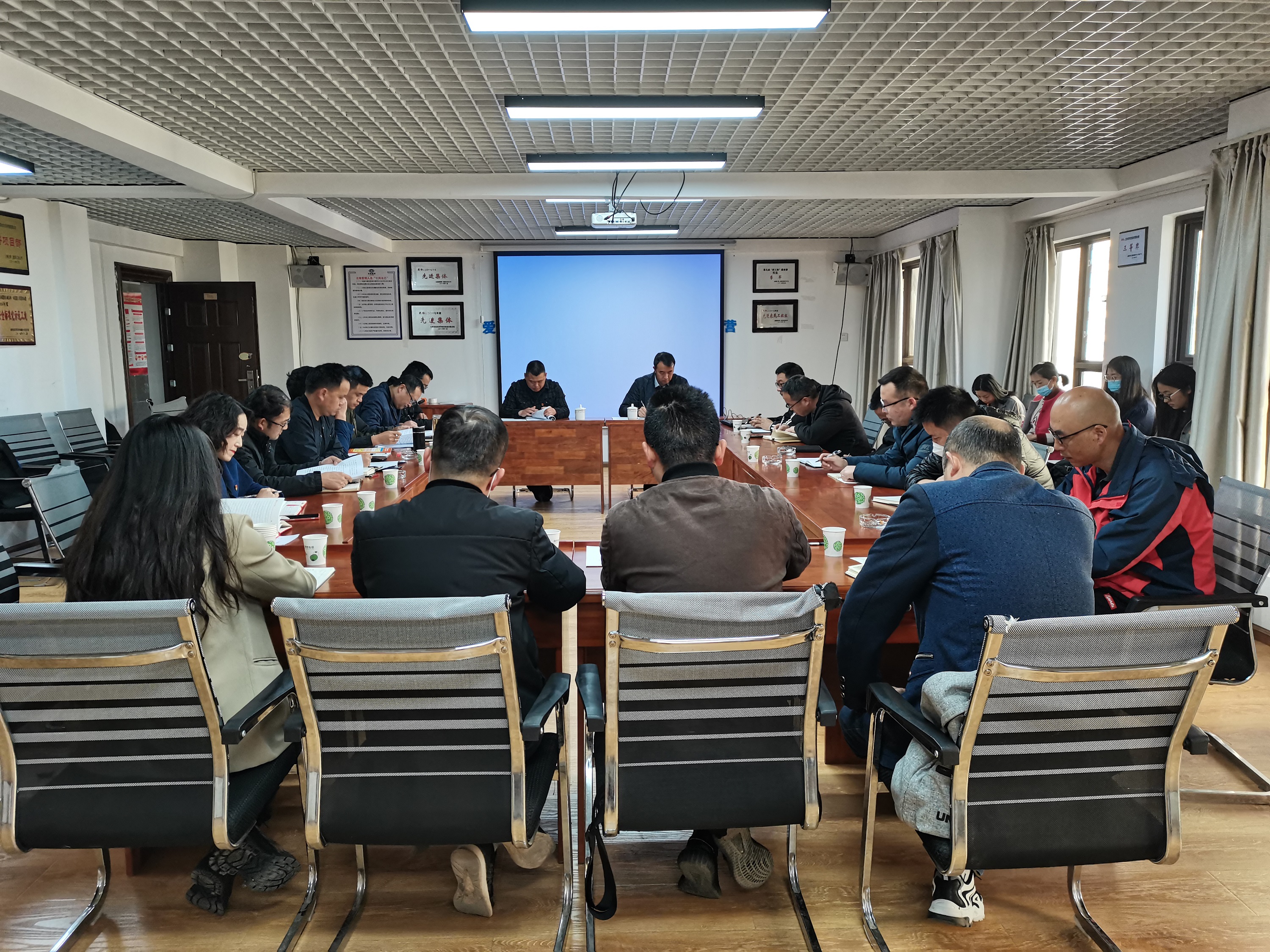 【組織生活會(huì)】公司領(lǐng)導(dǎo)督導(dǎo)第四直管部黨支部2021年度組織生活會(huì)