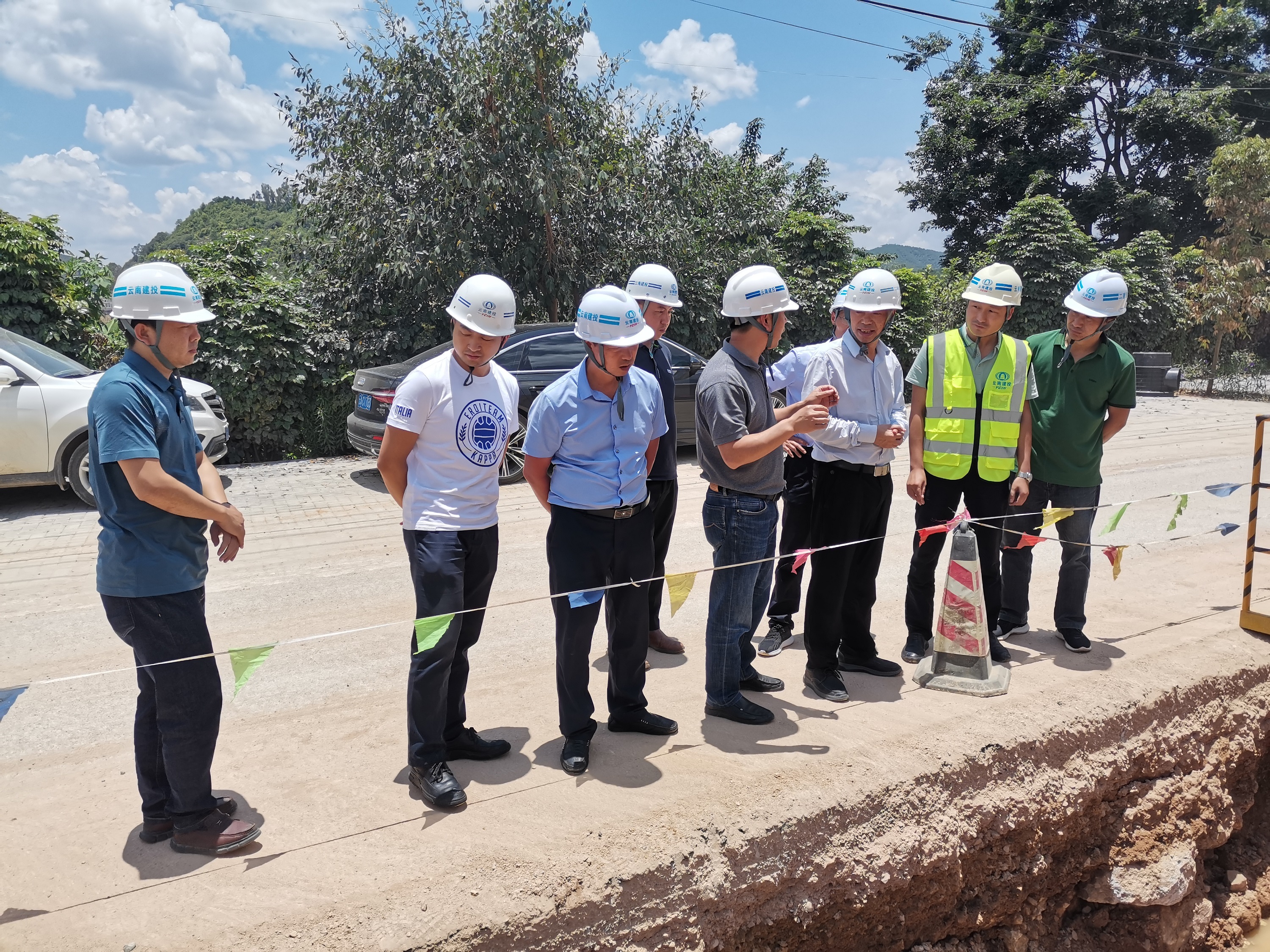 【貫徹一線工作法】陳定華帶隊(duì)到第十二直管部異龍湖項(xiàng)目調(diào)研檢查