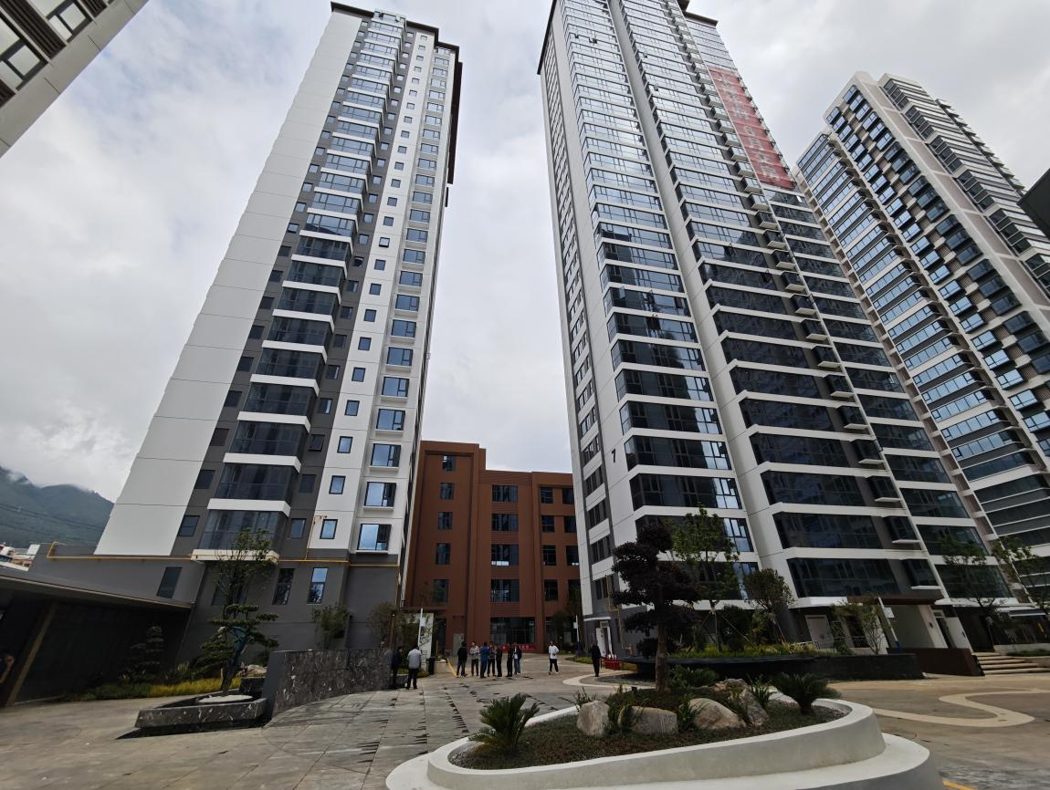 【項目動態(tài)】大理水岸華府項目二期順利通過竣工驗收